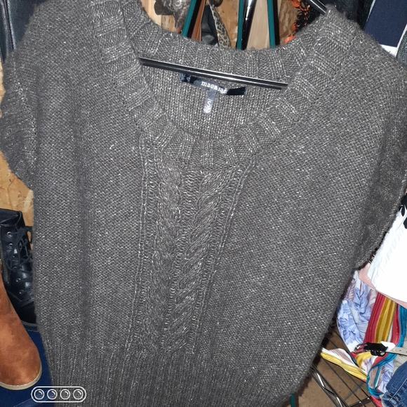 Mac & Jack brown Knit top. - Picture 4 of 16